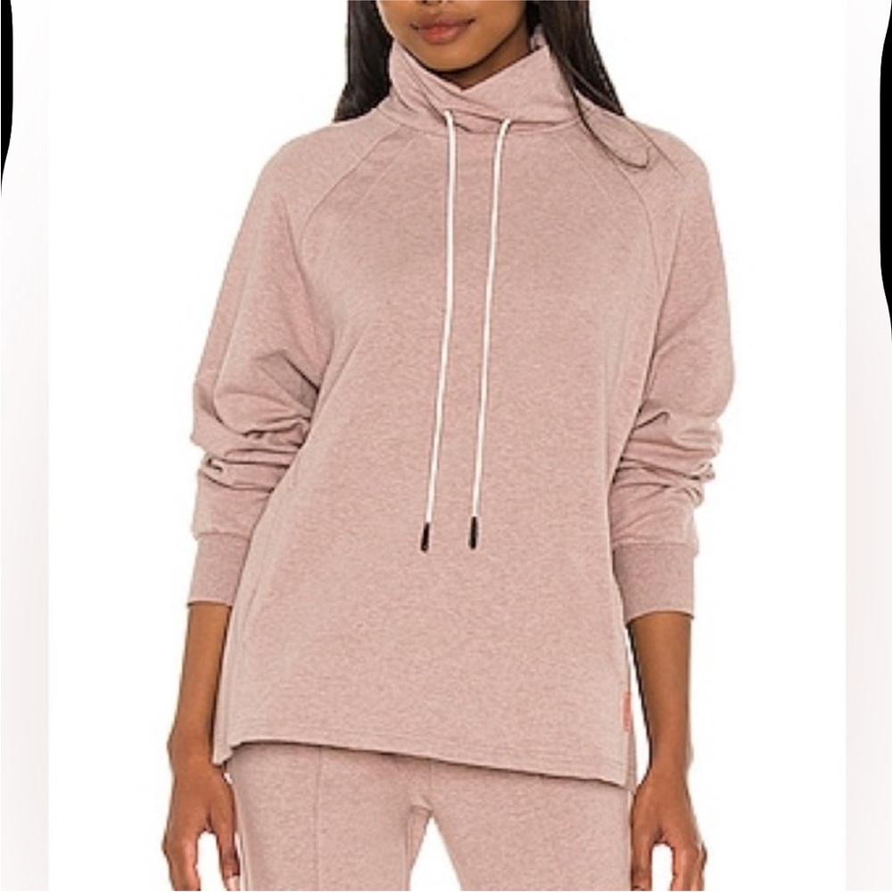Varley Atlas Sweatshirt in Ash Rose - Picture 3 of 14